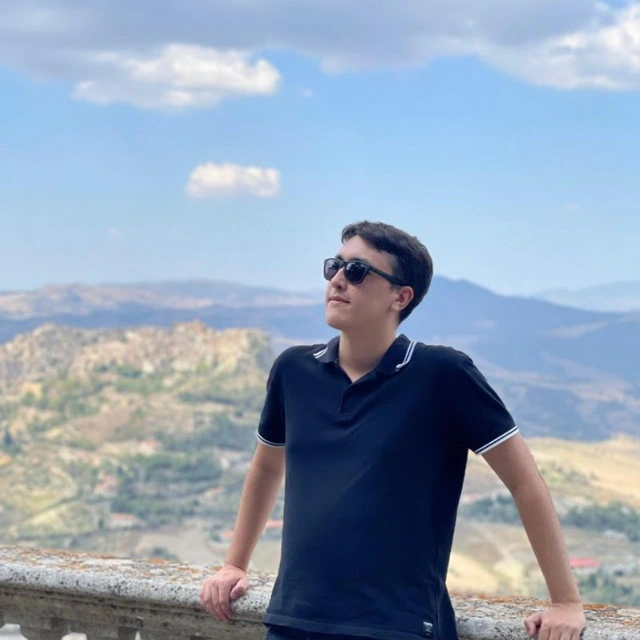 Marc Aguado